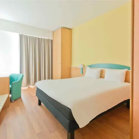 Ibis Firenze Nord Aeroporto 3*