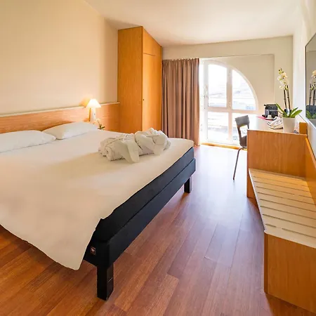 Hotel Ibis Firenze Nord Aeroporto 3*