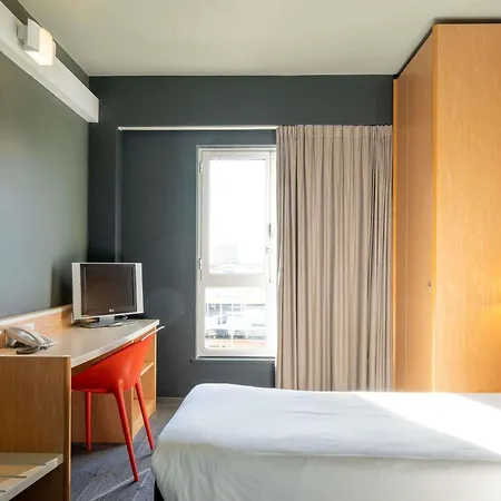 Ibis Firenze Nord Aeroporto Hotel 3*