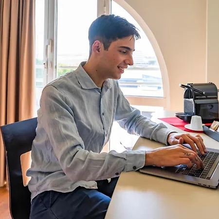 Ibis Firenze Nord Aeroporto 3*