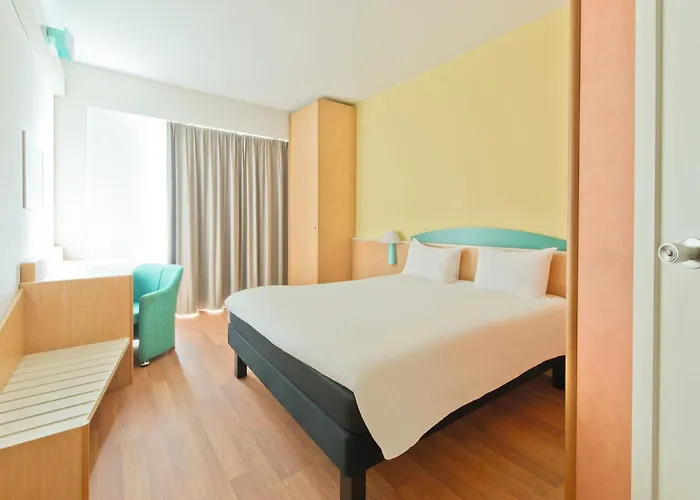 Ibis Firenze Nord Aeroporto 3*