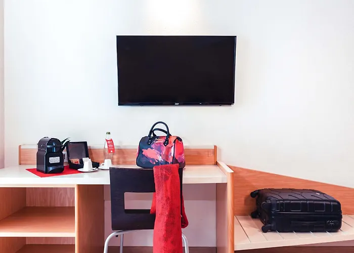 Ibis Firenze Nord Aeroporto Hotel 3*