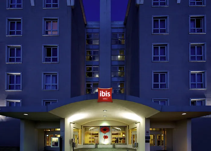 Hotel Ibis Firenze Nord Aeroporto 3*